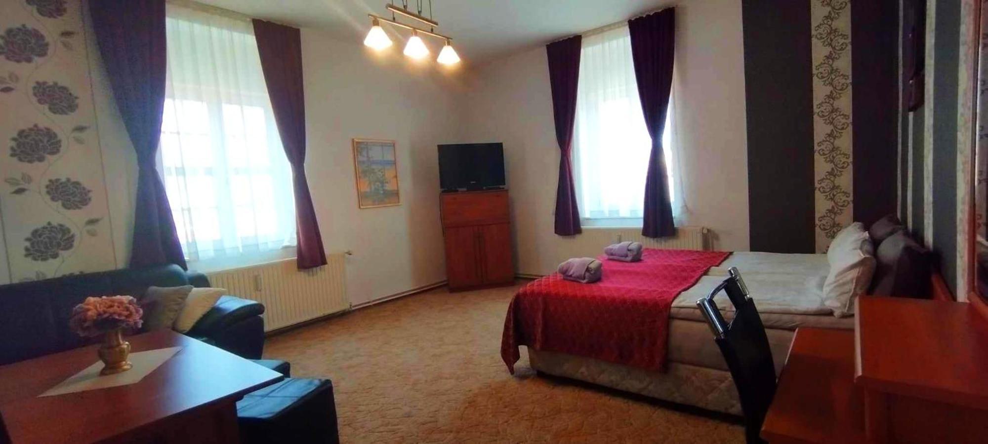 Grosse Wohnung Mit Terrasse Im Altstadtzentrum - Ferienwohnung Chiplakoff Blankenburg  Exterior foto